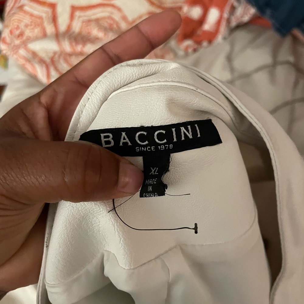 Women's White Zip-Front Jacket - image 3